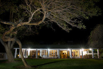 Musketeers Lodge Bulawayo Exterior foto